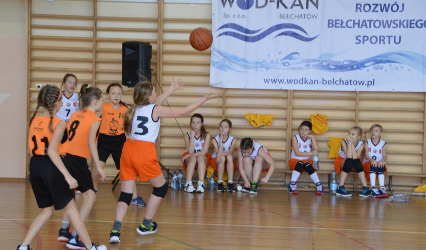 Najmłodsze Basketki dzielnie walczą :)
